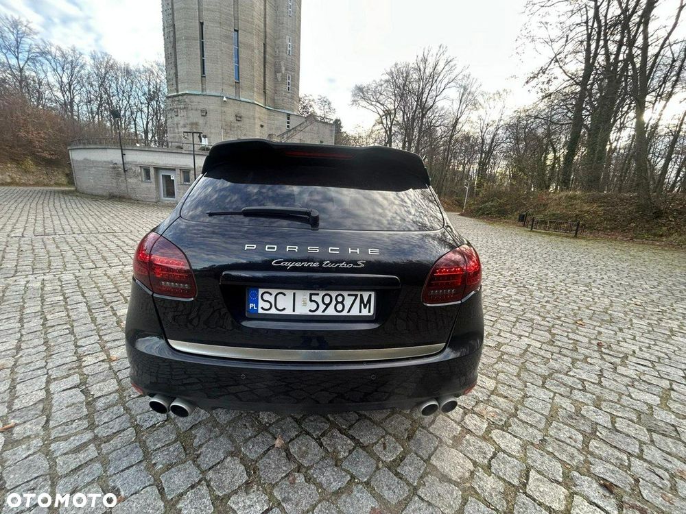 Porsche Cayenne - 15