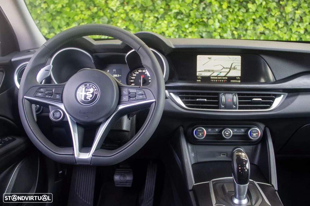 Alfa Romeo Stelvio 2.2 D Super AT8 - 14