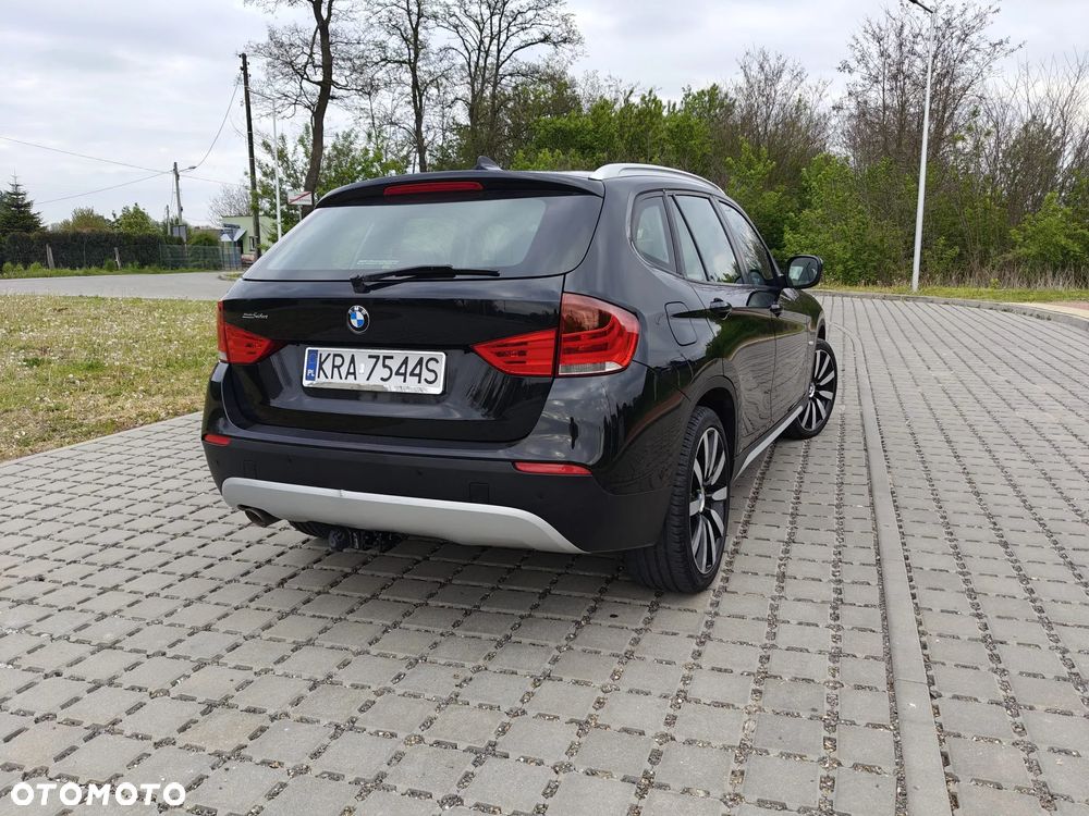 BMW X1 xDrive18d xLine - 9