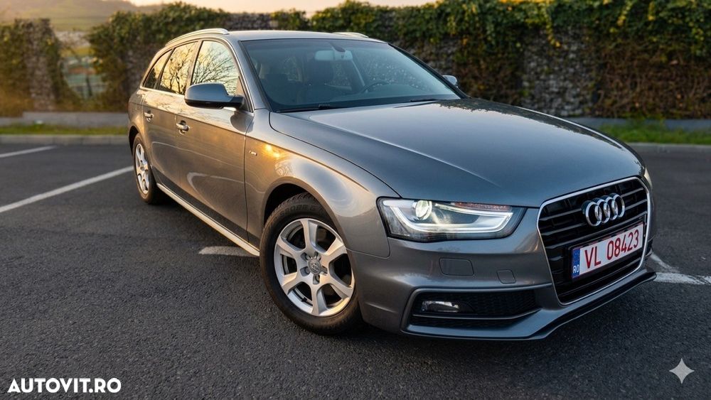 Audi A4 2.0 TDI DPF multitronic S line Sportpaket