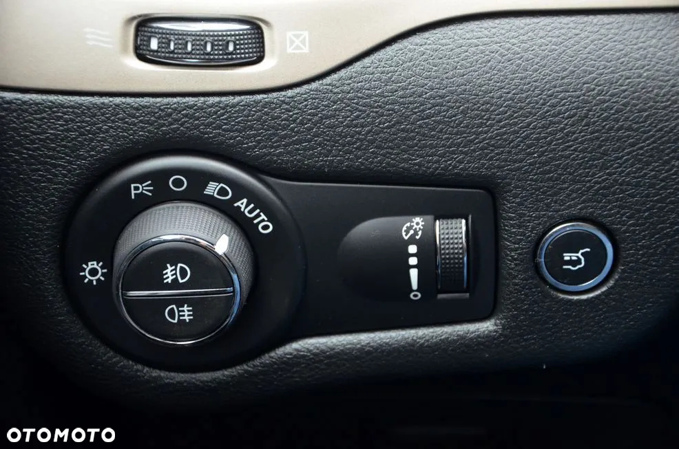 Jeep Cherokee 2.0 MJD Active Drive II Limited - 23