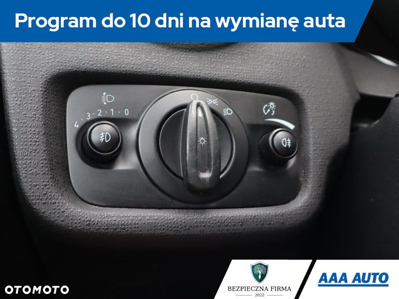 Ford Fiesta - 19