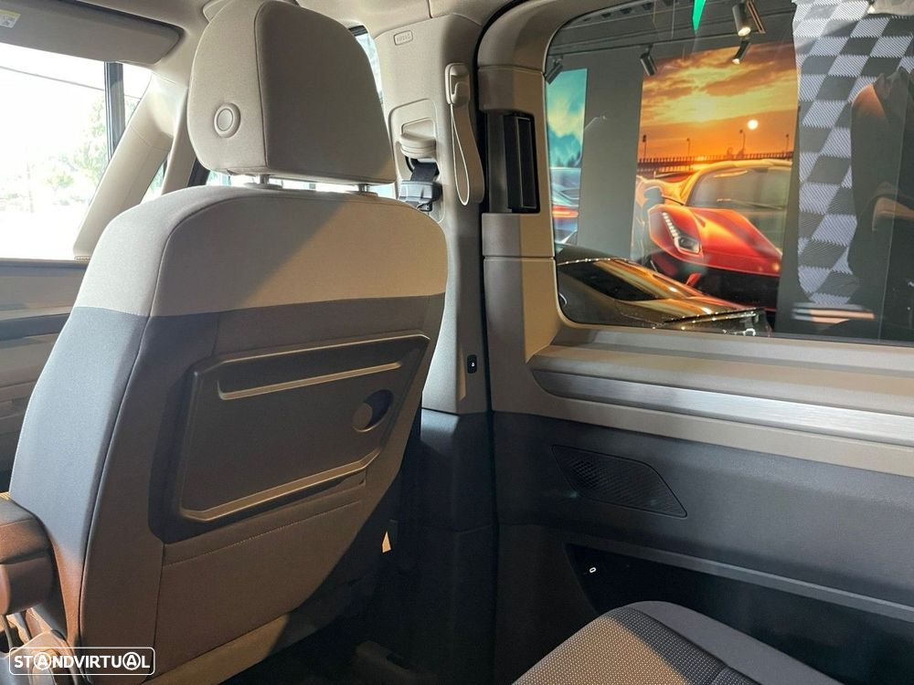 VW Multivan 2.0 TDI BM Comfortline DSG - 27