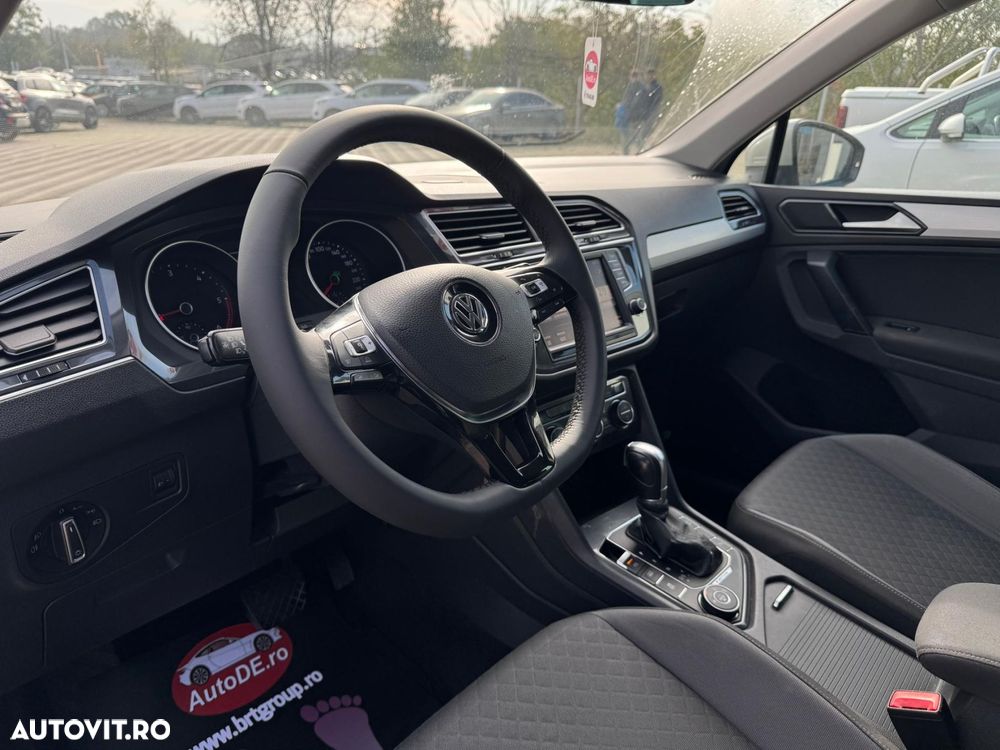Volkswagen Tiguan - 5