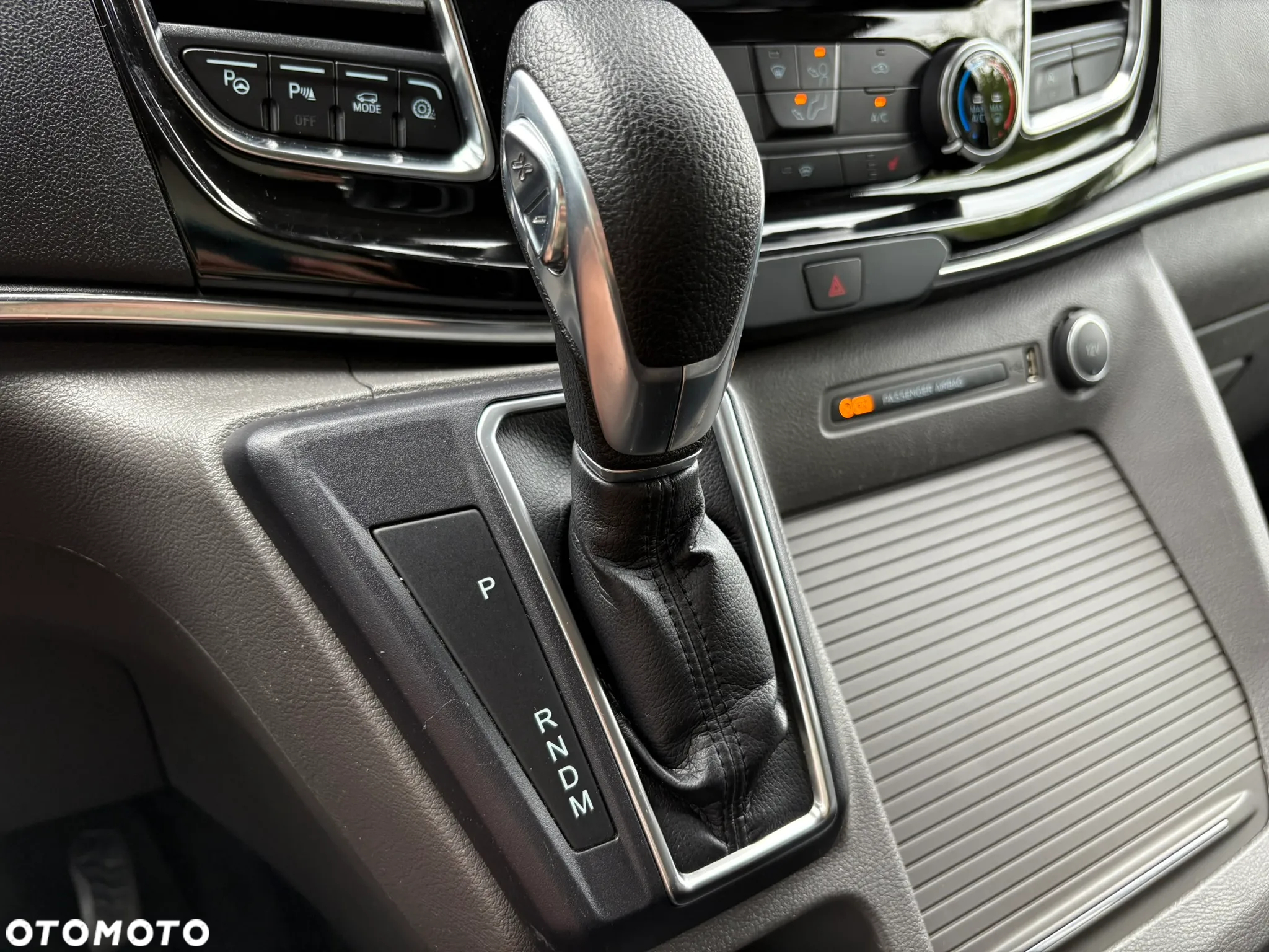 Ford Tourneo Custom 2.0 EcoBlue L2 Titanium X SelectShift - 18
