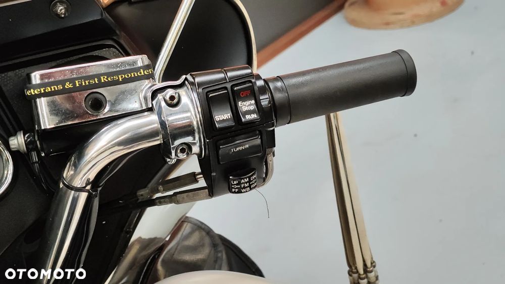 Harley-Davidson FLH Electra Glide - 33
