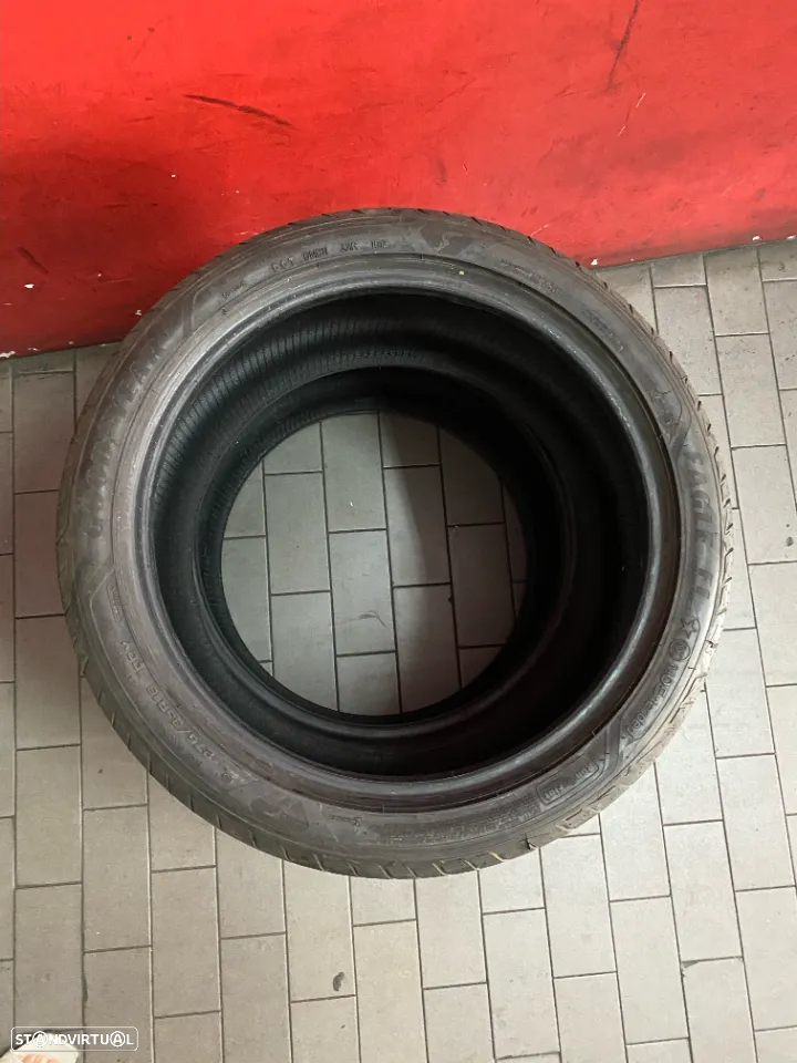 2 Pneus 275//35/19 Goodyear Eagle F1 Asymetric * RFT 100Y com mais de 85% de piso - 3