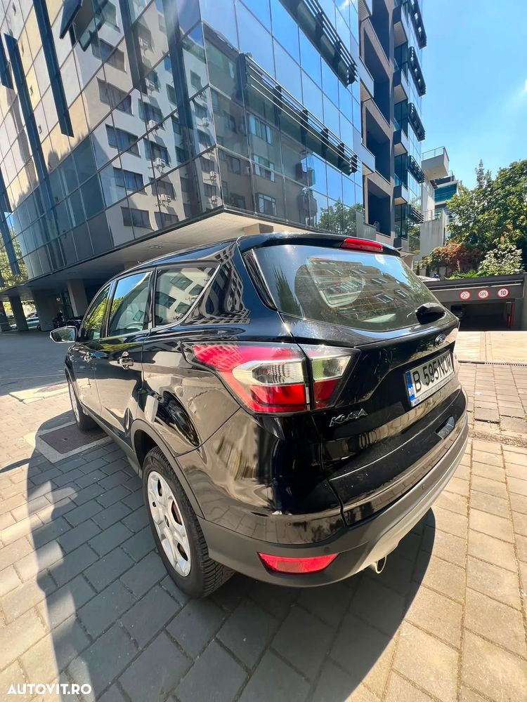 Ford Kuga - 3