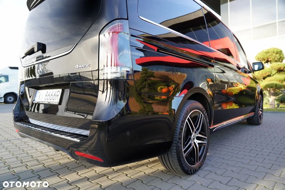 Mercedes-Benz Klasa V 300 d 4-Matic 9G-Tronic (d³ugi) - 16