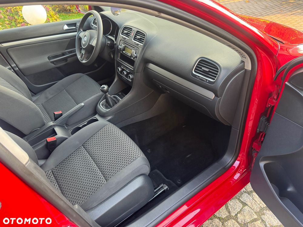 Volkswagen Golf 1.6 Comfortline - 14