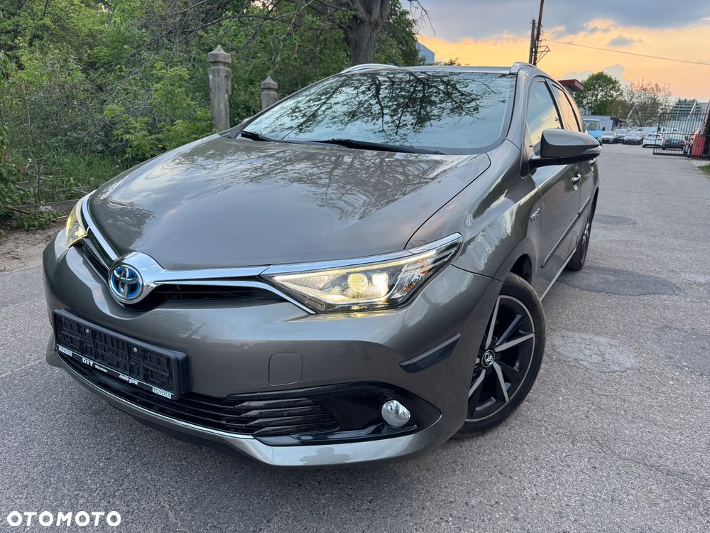 Toyota Auris - 2