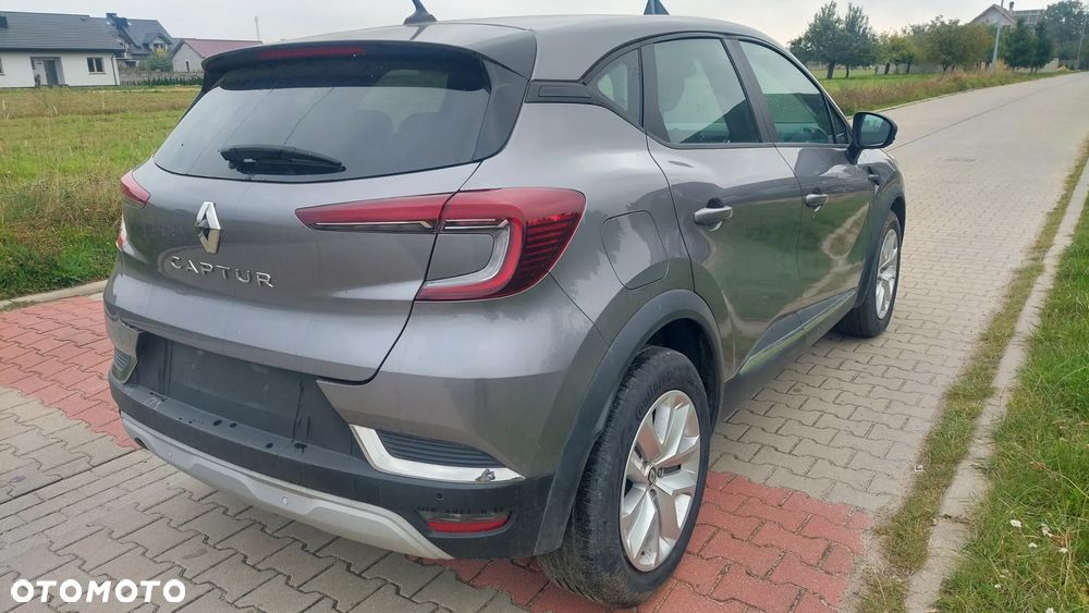 Renault Captur BLUE dCi 115 EDC BUSINESS EDITION - 4