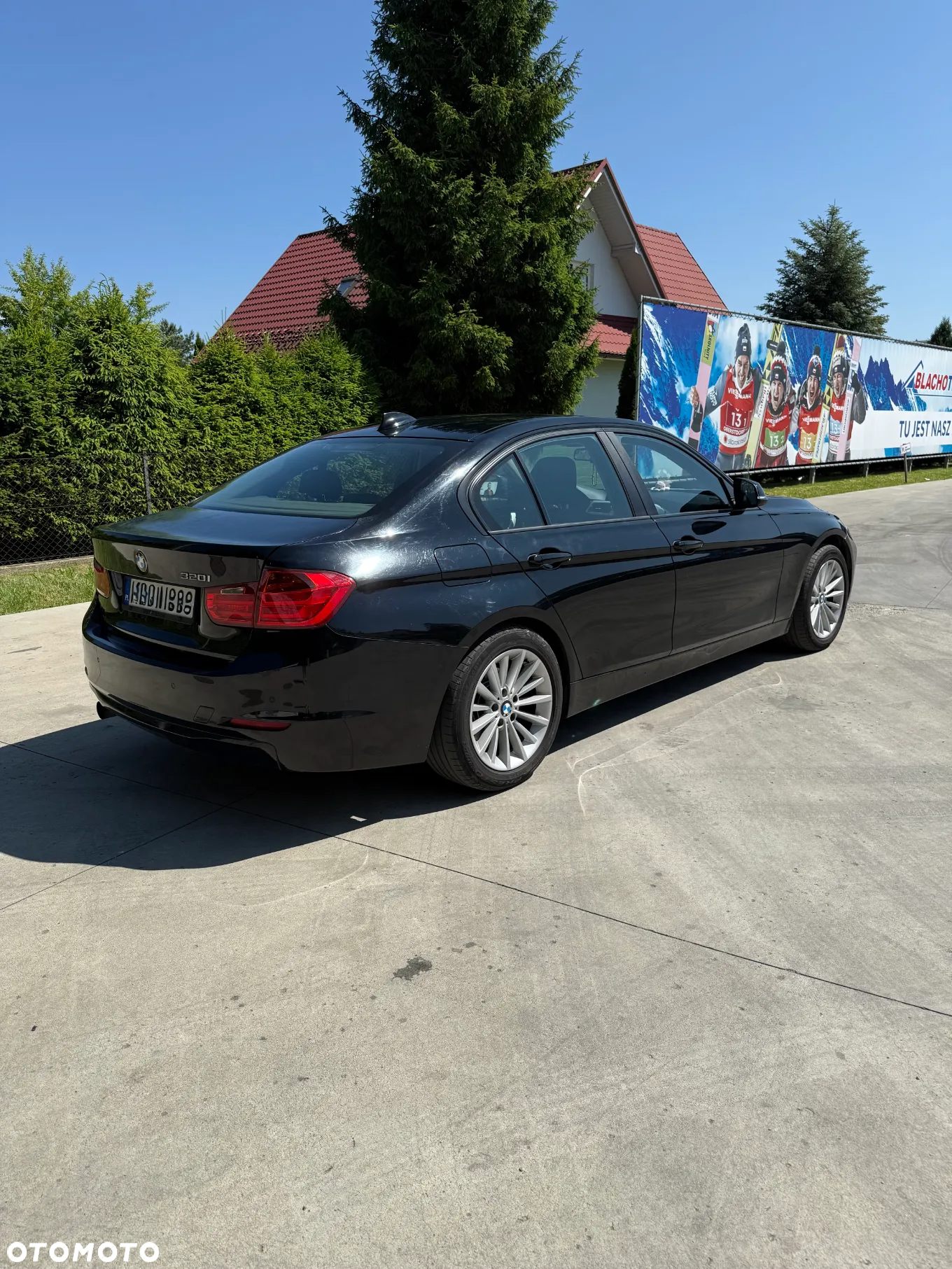 BMW Seria 3 320i - 4
