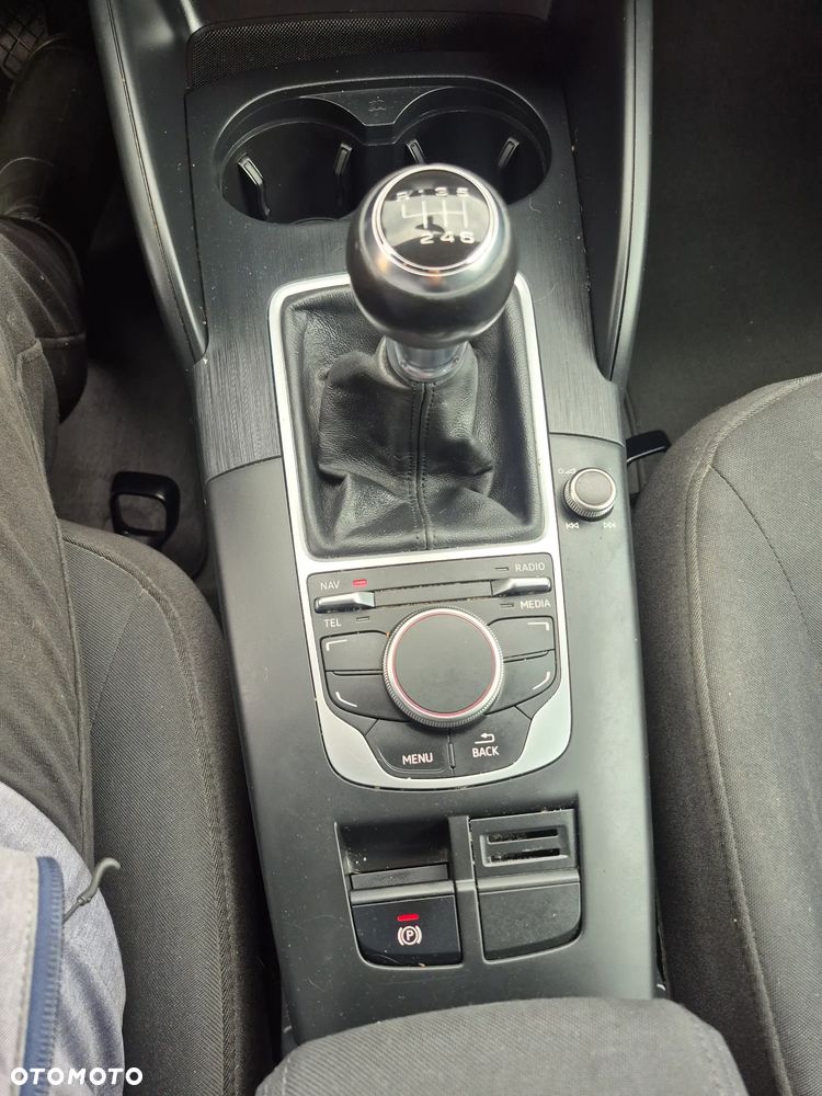 Audi A3 Limousine 1.6 TDI - 13