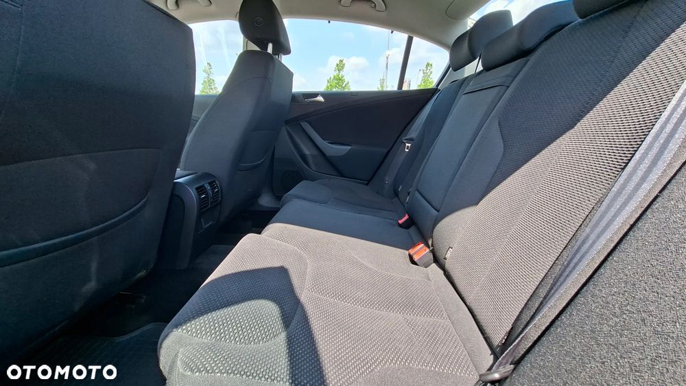 Volkswagen Passat 1.8 TSI Highline DSG - 14