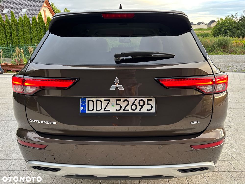 Mitsubishi Outlander - 6