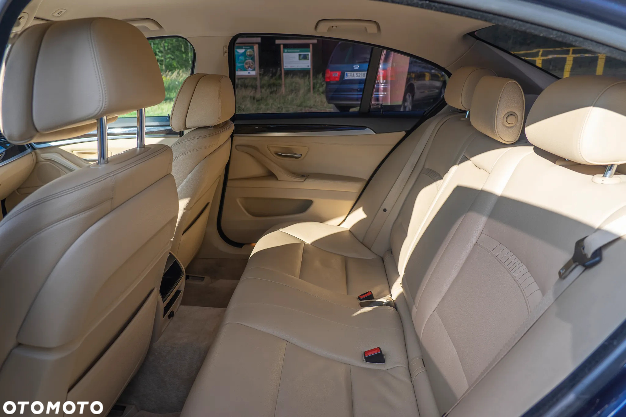 BMW Seria 5 525d xDrive Luxury Line - 22