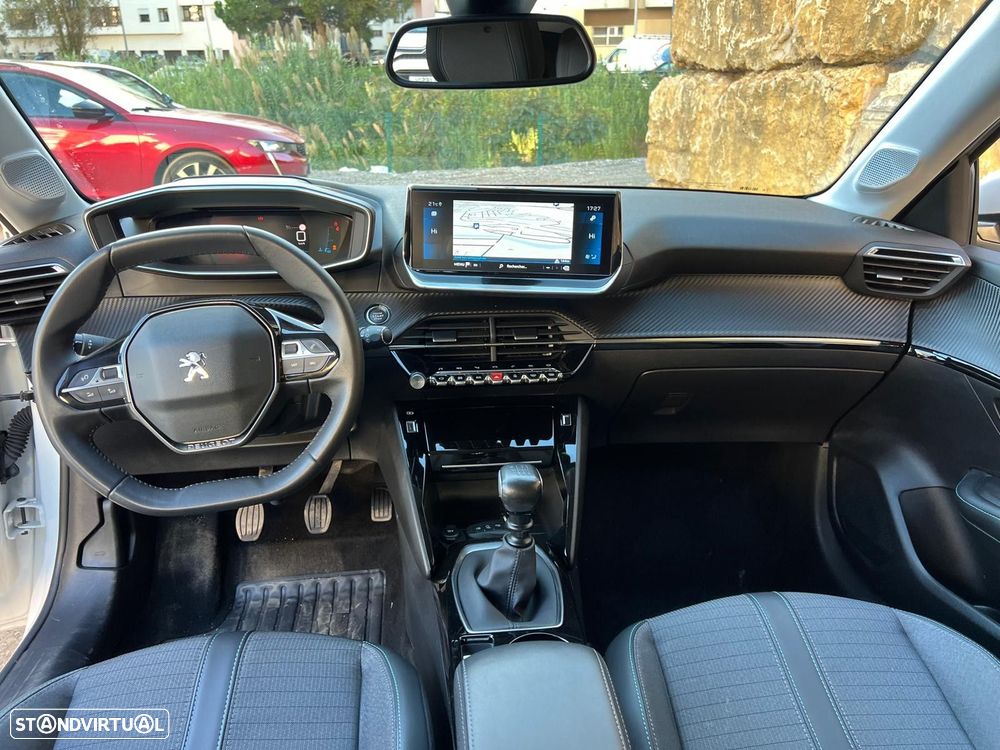 Peugeot 208 - 28