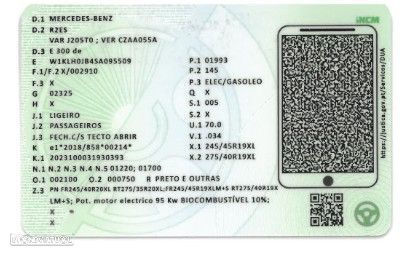 Mercedes-Benz E 300 de AMG Line - 28