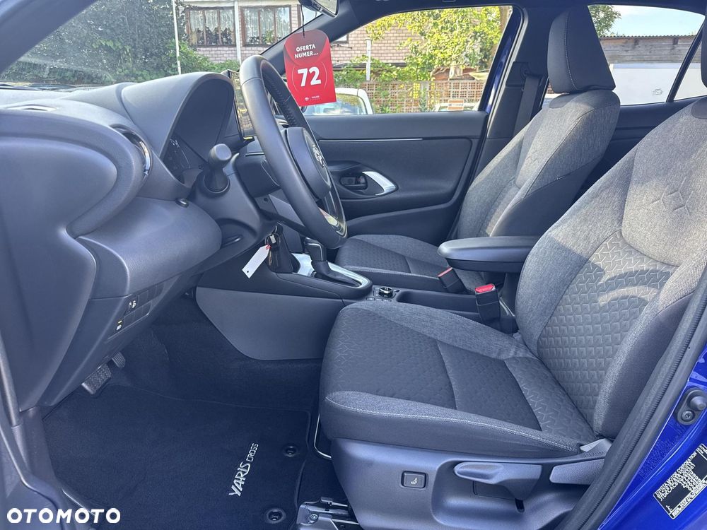 Toyota Yaris Cross Hybrid 1.5 Comfort 4x4 - 11