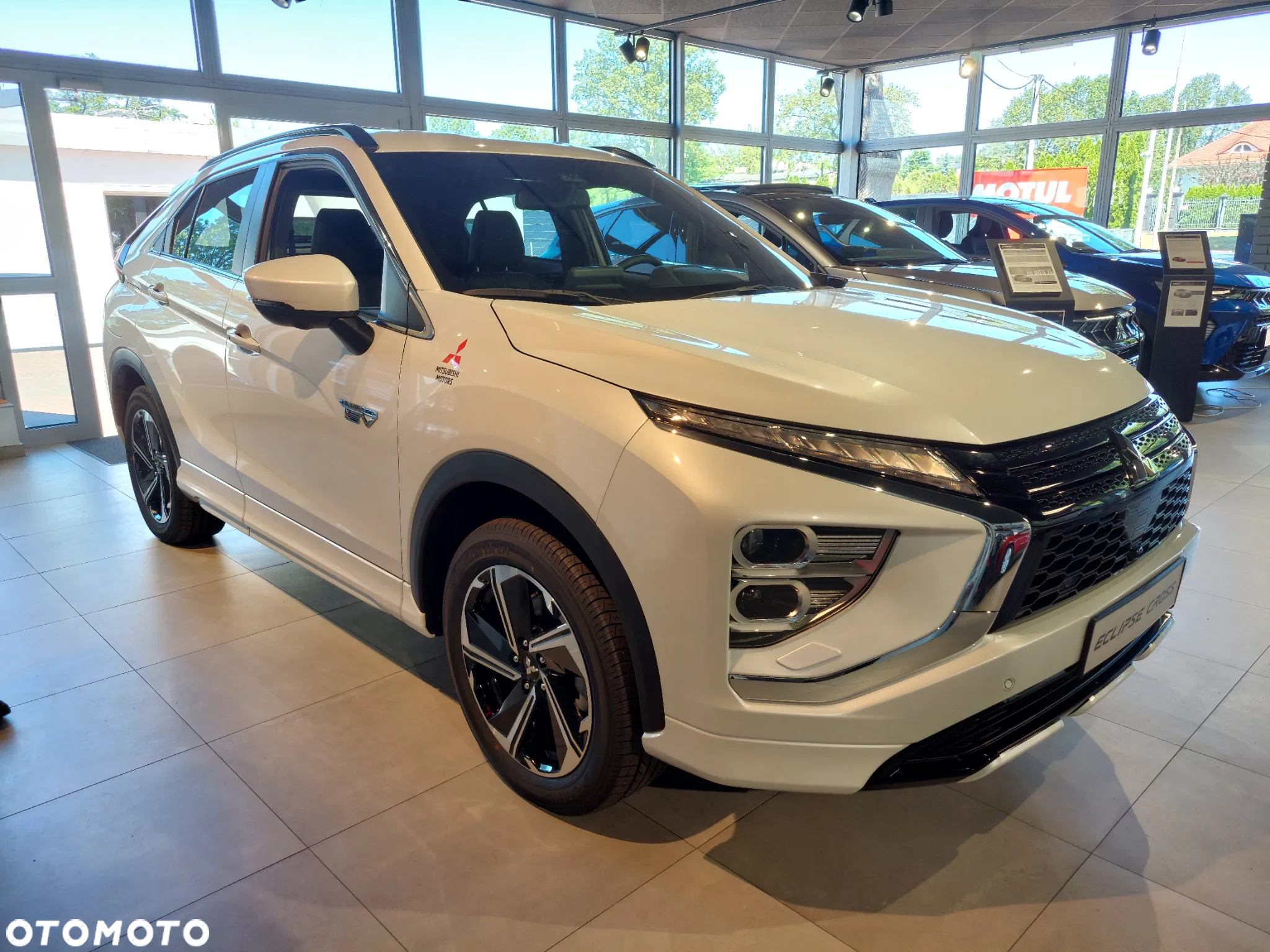 Mitsubishi Eclipse Cross 2.4 PHEV Instyle Plus - 3