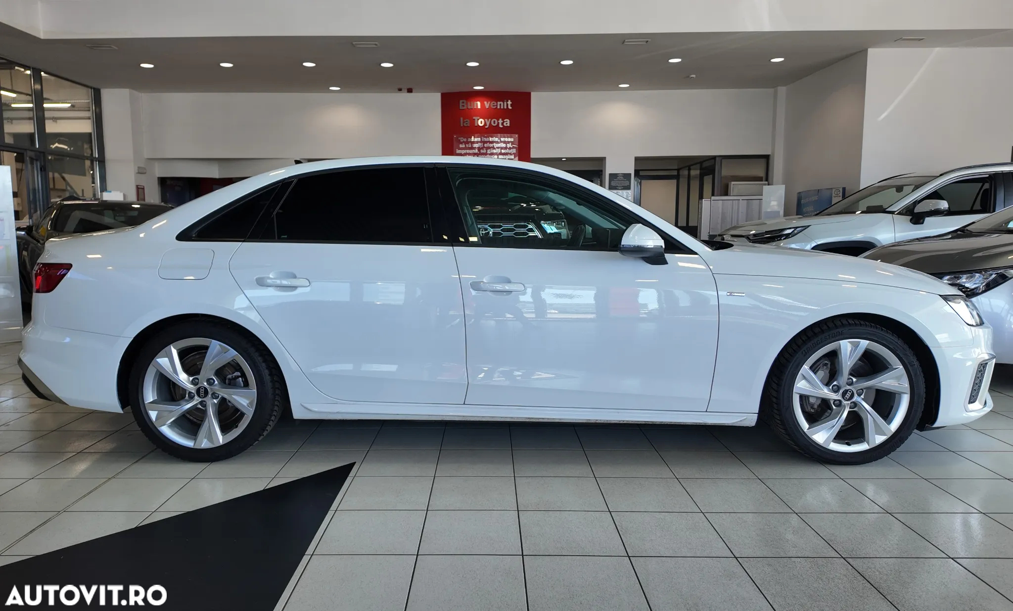 Audi A4 40 TDI S tronic S line - 8