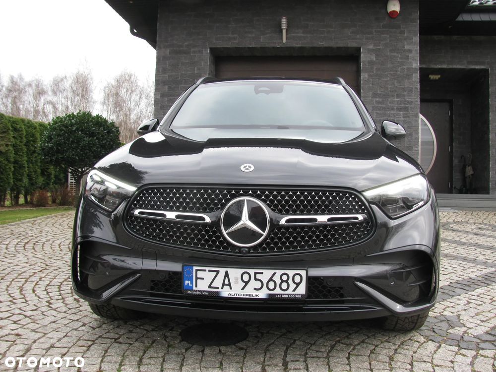 Mercedes-Benz GLC - 2