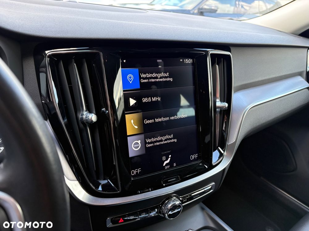 Volvo V60 D3 Momentum Pro - 9