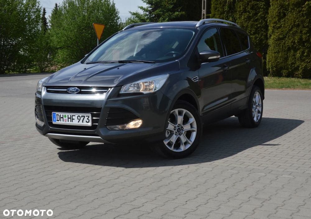 Ford Kuga - 1
