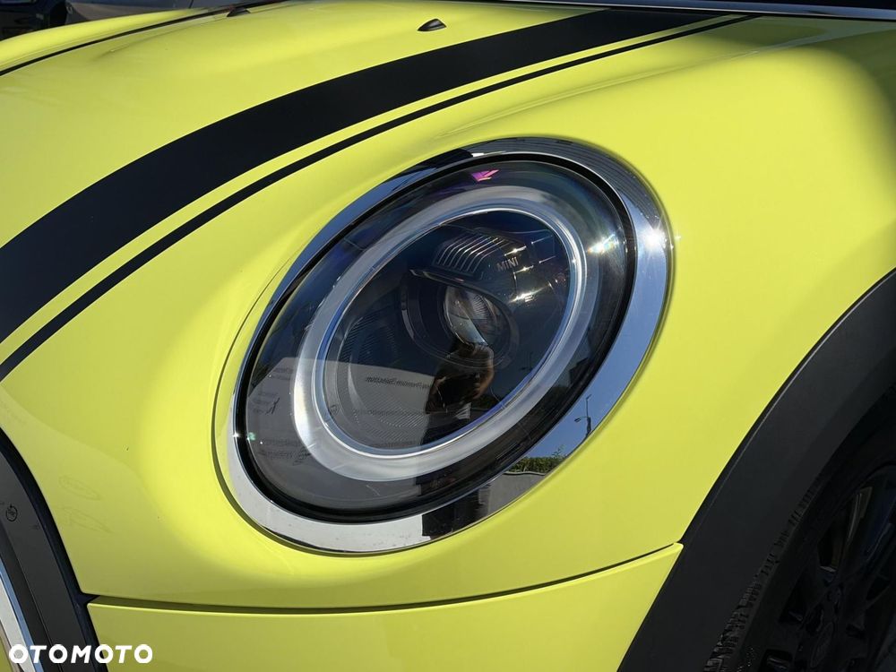 MINI Cooper Classic Trim - 19
