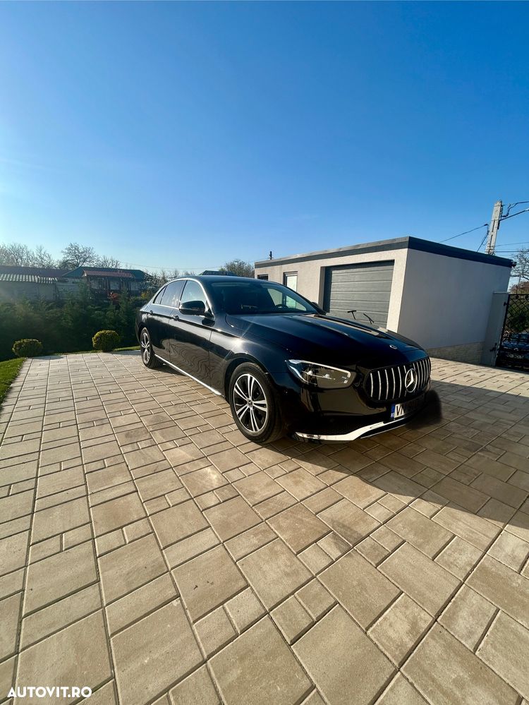 Mercedes-Benz E 220 d 9G-TRONIC - 1