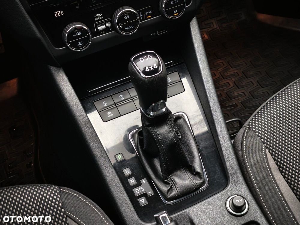 Skoda Octavia Scout 1.8 TSI 4x4 DSG - 25