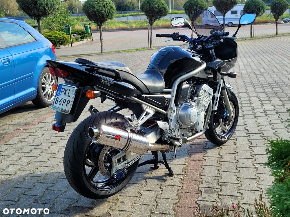Yamaha FZS - 7