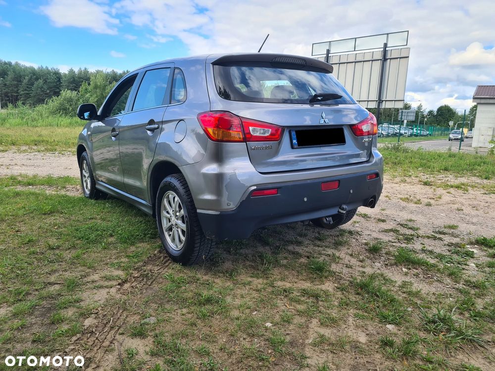 Mitsubishi ASX - 11