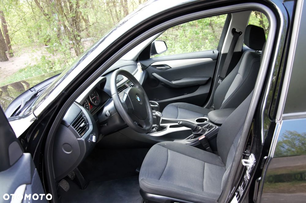 BMW X1 sDrive16d xLine - 19