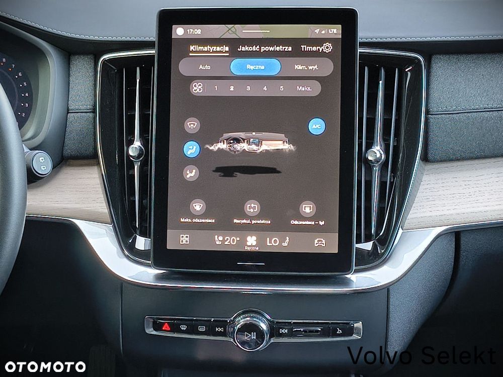 Volvo XC 90 - 21