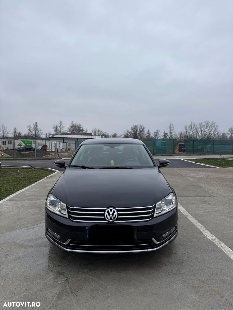 Volkswagen Passat 2.0 TDI DPF DSG Highline - 1