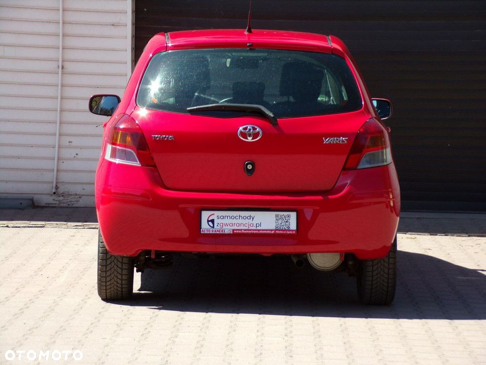 Toyota Yaris - 14