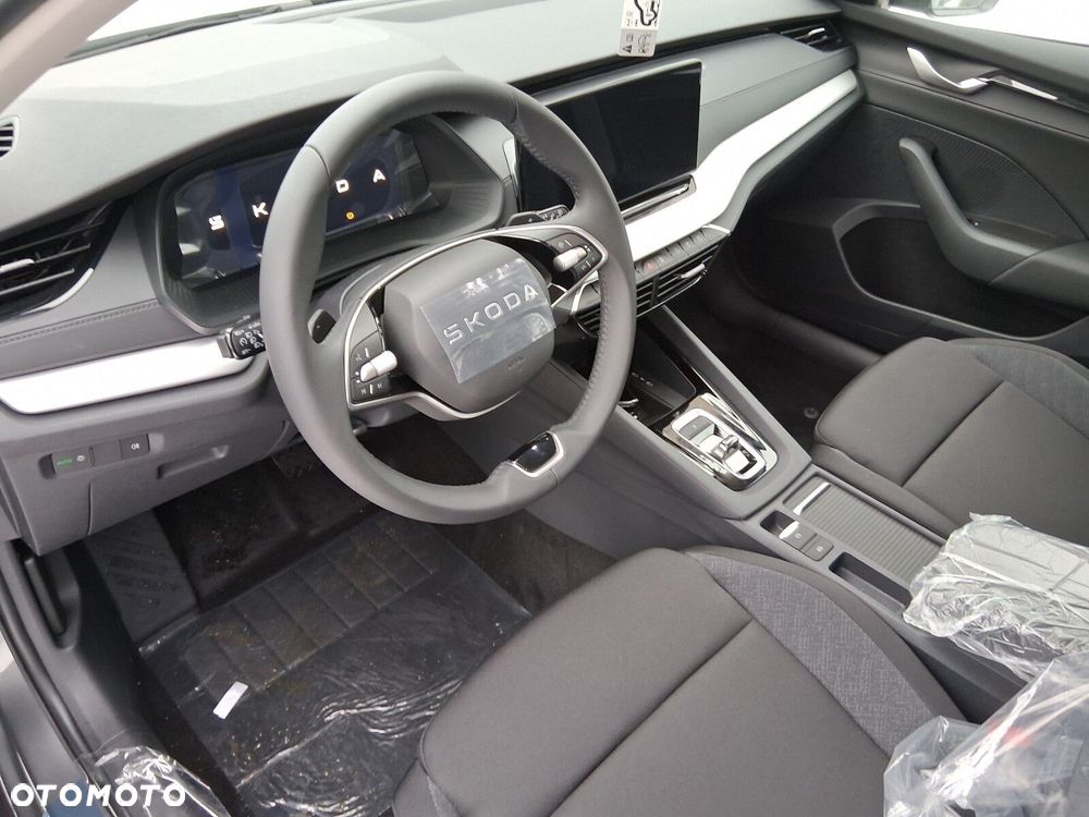 Skoda Octavia 2.0 TDI Edition 130 Essence DSG - 5
