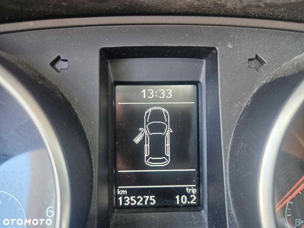 Volkswagen Golf 2.0 TDI DPF 4Motion MATCH - 8