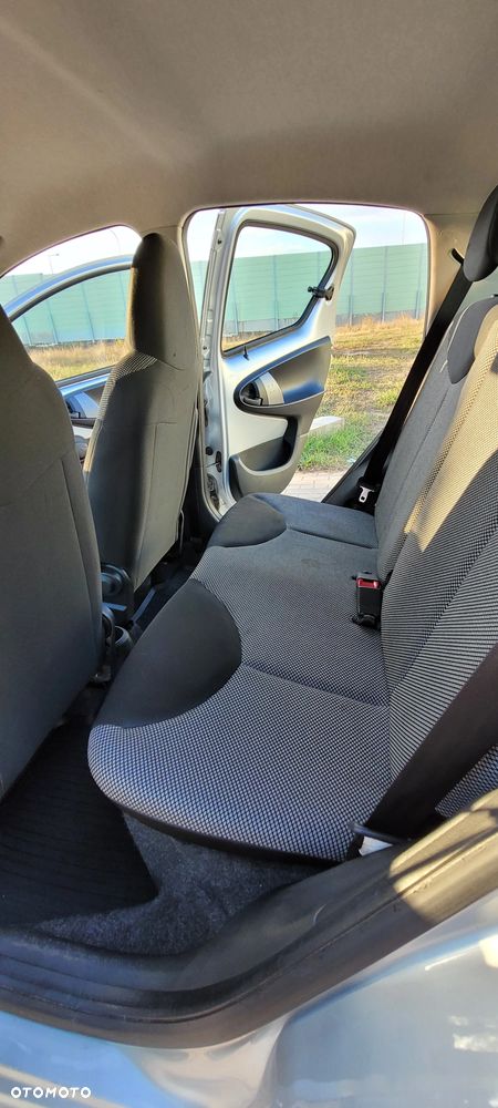 Toyota Aygo 1.0 VVT-i Sol EU5 - 8