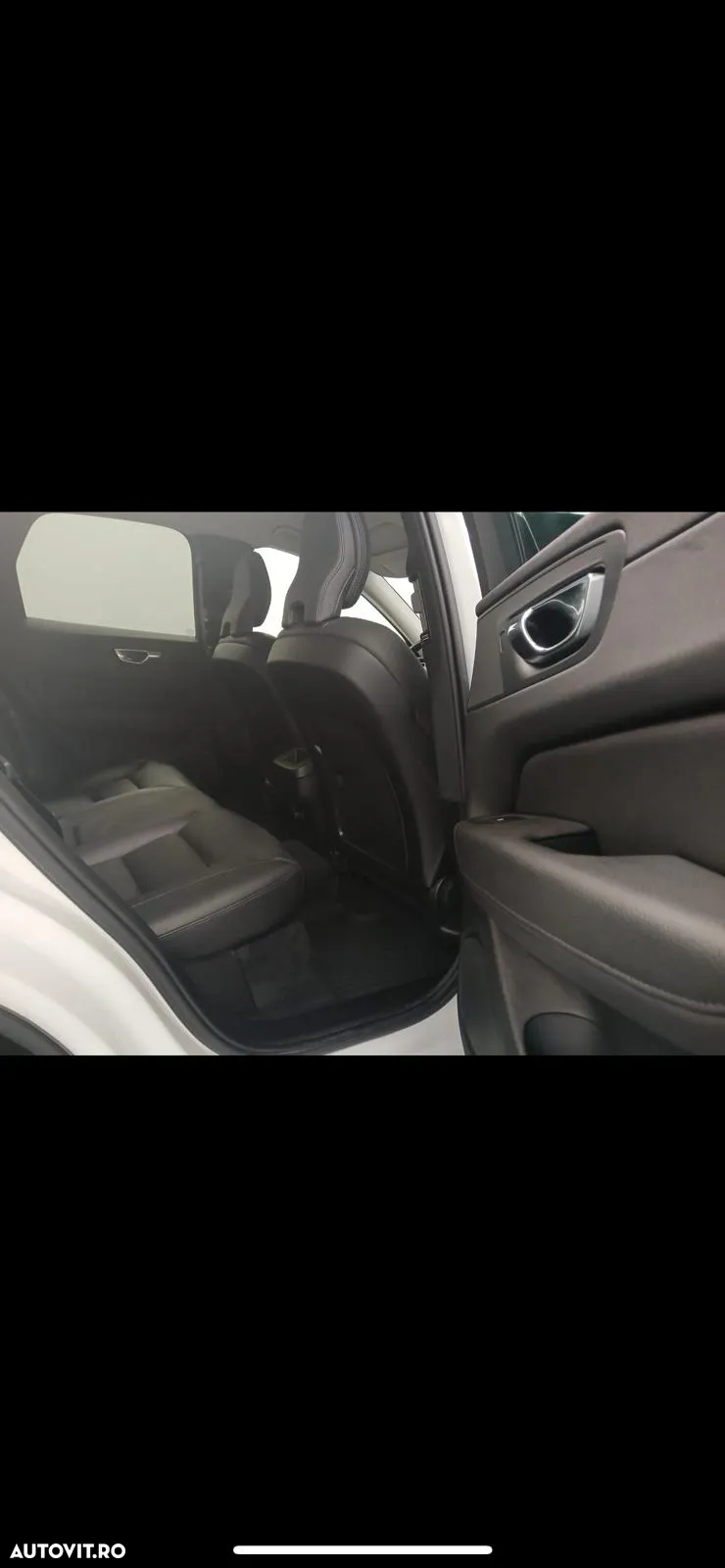 Volvo XC 60 B5 MHEV AWD Inscription - 24