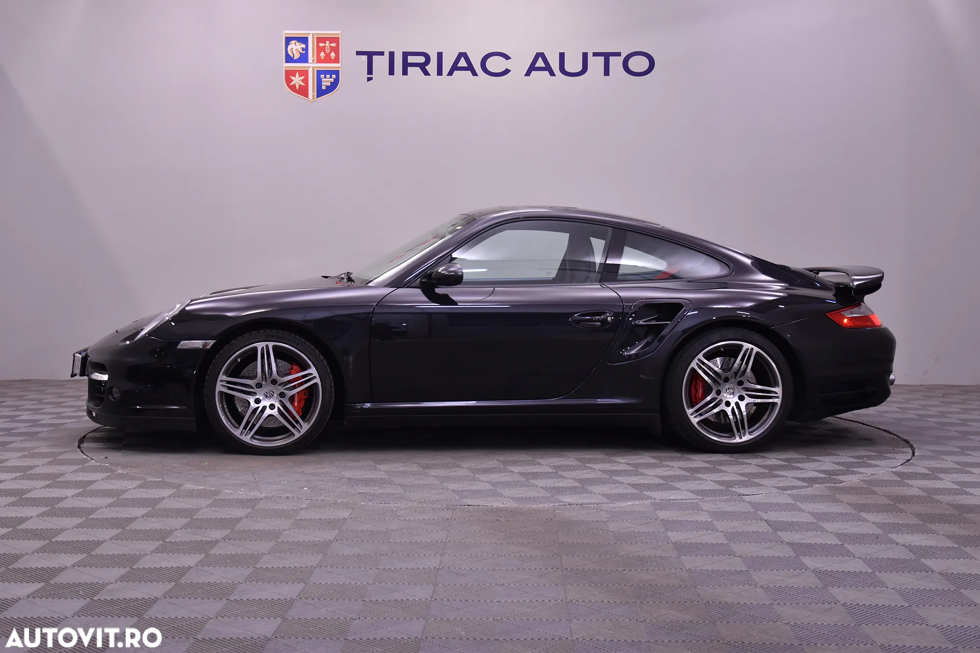 Porsche 911 Turbo - 2