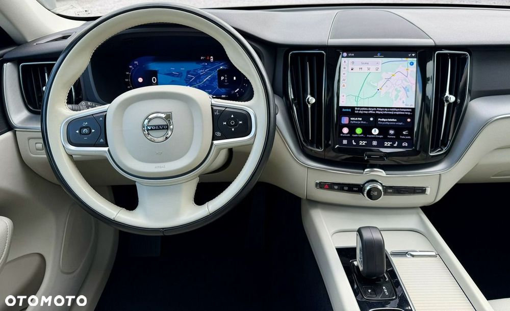 Volvo XC 60 B4 D Plus Dark - 14