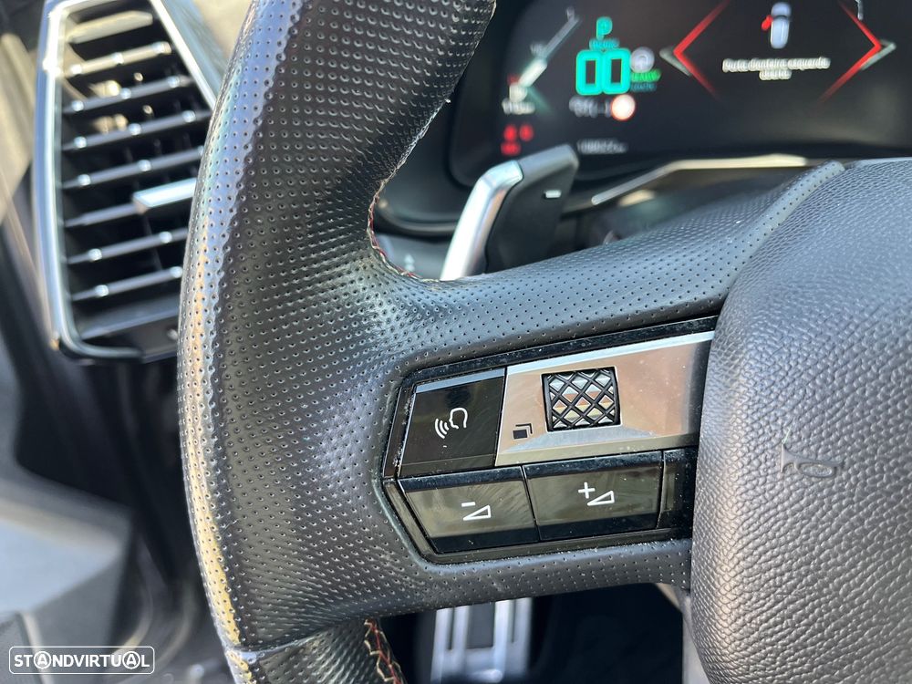 DS DS7 Crossback E-Tense Performance Line EAT8 - 29
