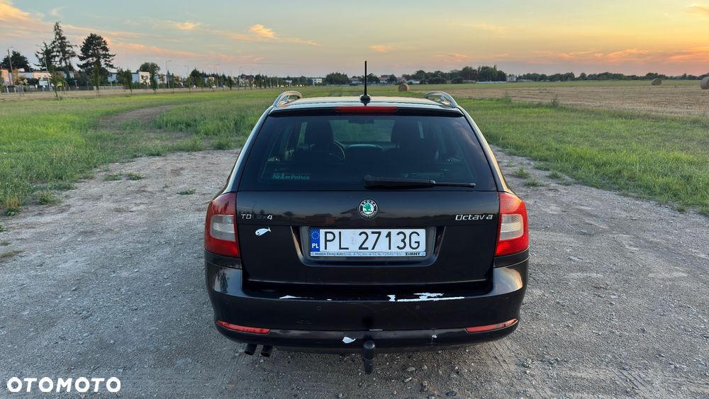 Skoda Octavia 2.0 TDI DPF 4x4 Ambition - 6