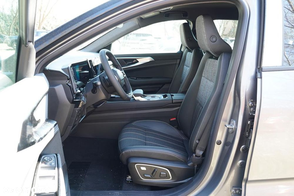 Renault Austral 1.3 TCe mHEV Techno - 9
