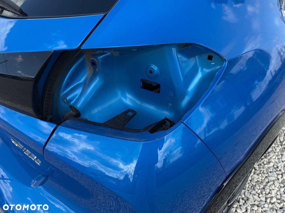 Peugeot 208 - 19