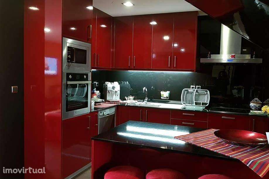 Moradia t4 restaurada - Grande imagem: 5/12