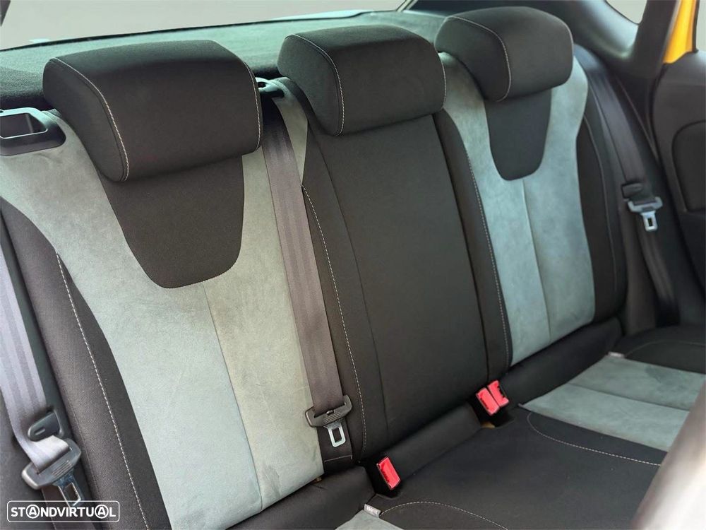SEAT Leon 2.0 TSI Cupra R - 15